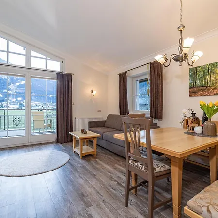 Apartmanhotel Therese 3*